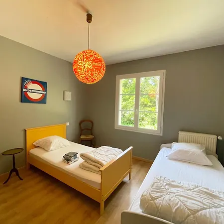 Paisible Avec Piscine *