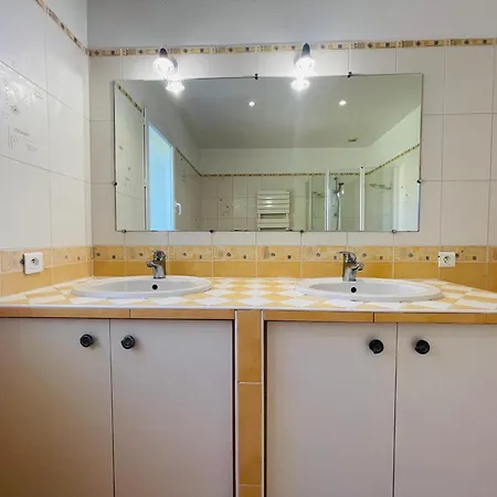 Paisible Avec Piscine * Bercloux