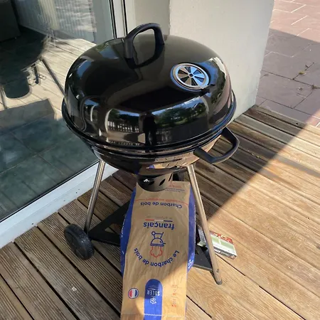 Nyaraló Paisible Avec Piscine *