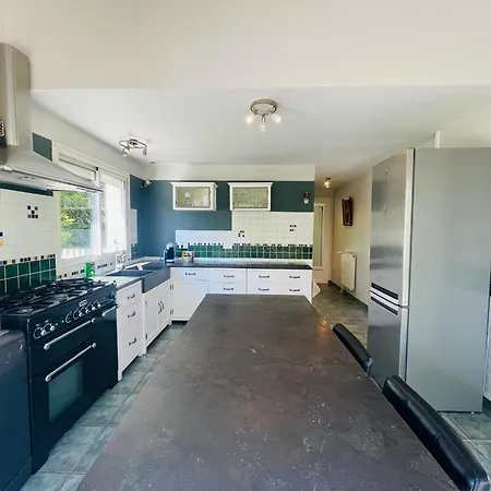 Paisible Avec Piscine