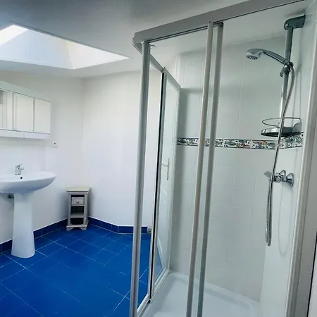 Paisible Avec Piscine Дом отдыха