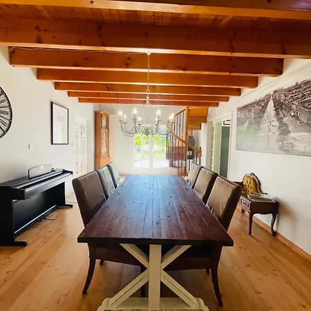 Paisible Avec Piscine Bercloux