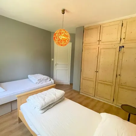 Paisible Avec Piscine بيت للعطل *