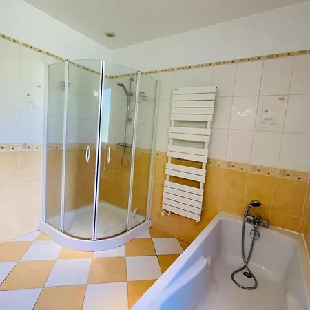 Дом отдыха Paisible Avec Piscine *