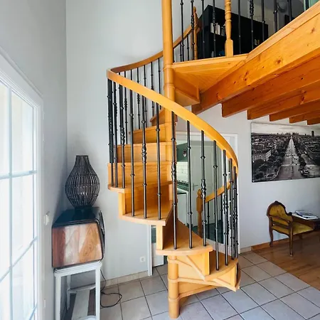 Paisible Avec Piscine Casa vacanze *