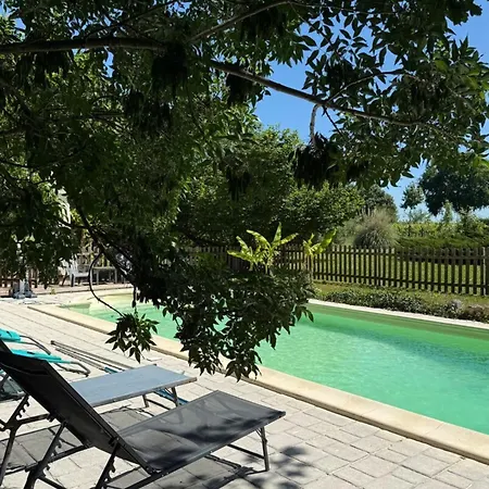 Paisible Avec Piscine * Bercloux