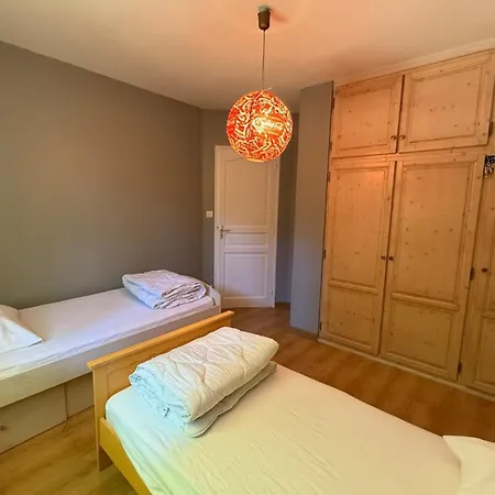 Paisible Avec Piscine *