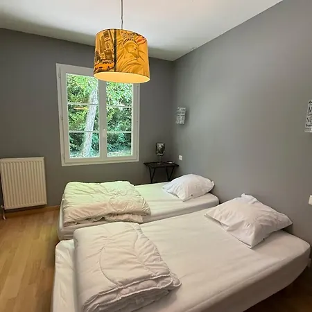 Paisible Avec Piscine Дом отдыха Bercloux