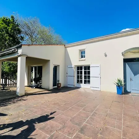 Paisible Avec Piscine * Bercloux