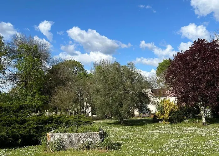 Paisible Avec Piscine بيت للعطل