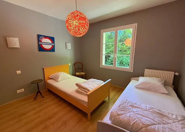 Paisible Avec Piscine