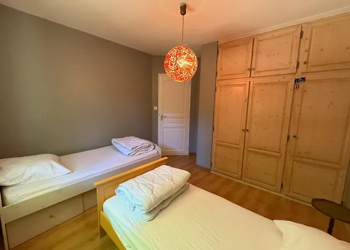 Paisible Avec Piscine *